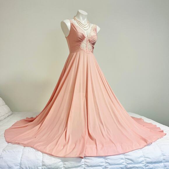 Vintage Olga Bodysilk Pink Nightgown GRAND FULL SWEEP Style 9687 Size L - Picture 2 of 16